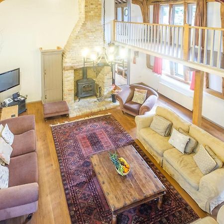 Old Hall Barn - Aldeburgh Coastal Cottages Darsham エクステリア 写真